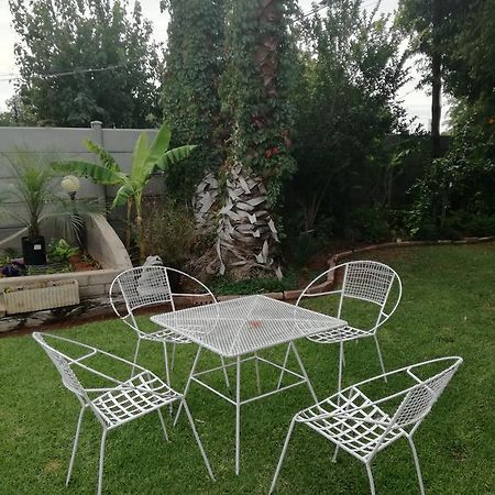Mom'S Place Upington Exterior foto